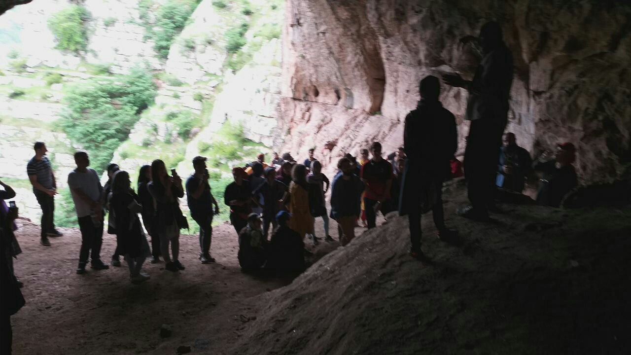 برنامه تفریحی بازدید از غار رشی